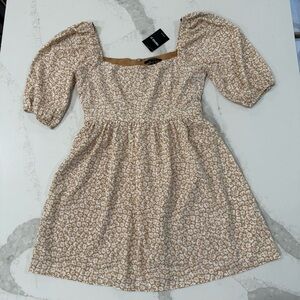 Forever 21 NWT Floral SquareNeck PuffSleeve Cottage TieBack Dress Womens Medium